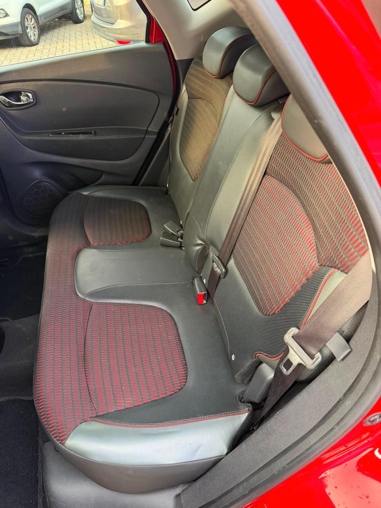 Renault Captur dCi 8V 110 CV Start&Stop Energy Hypnotic
