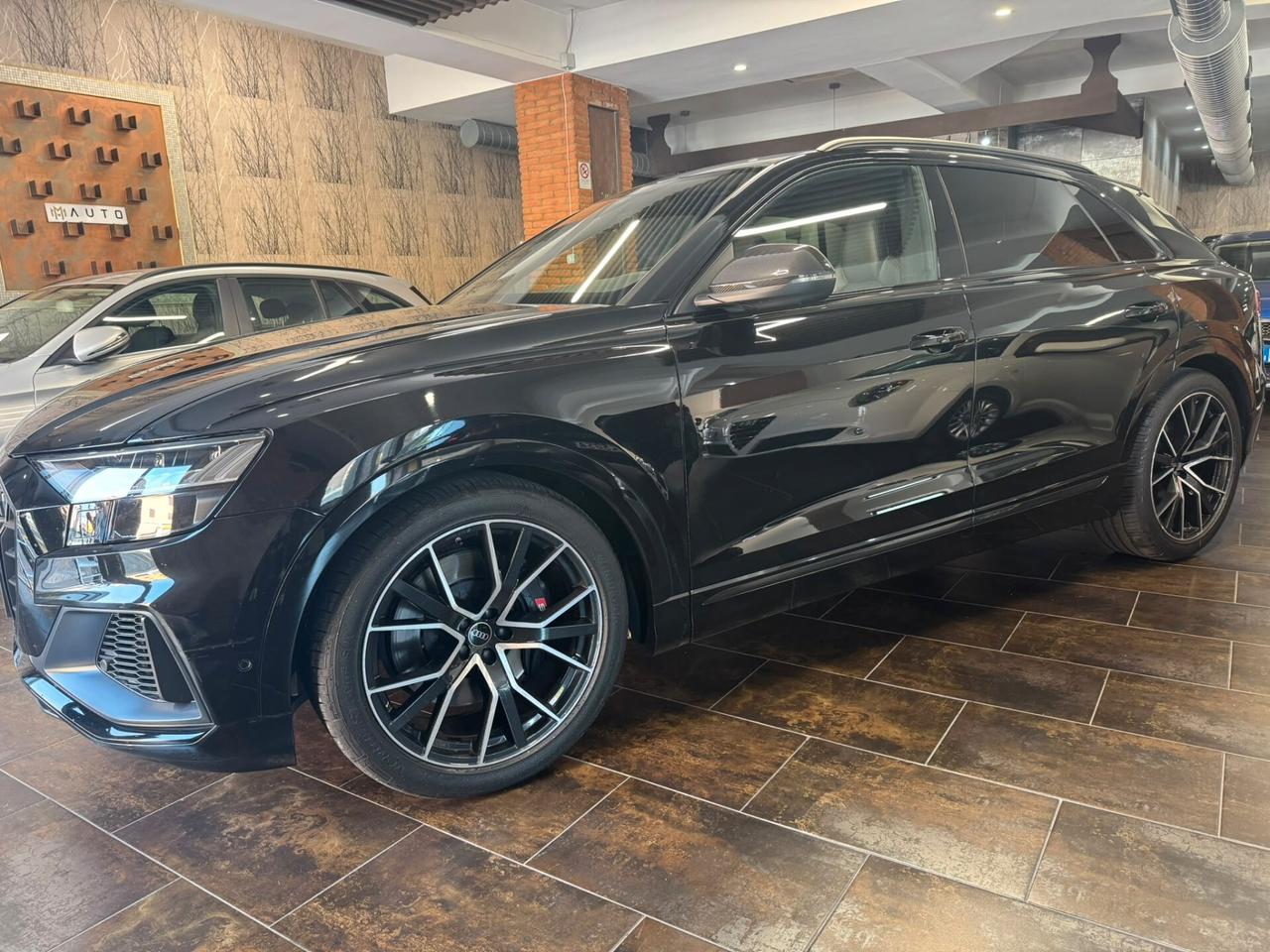 Audi Q8 SQ8 TFSI quattro tiptronic