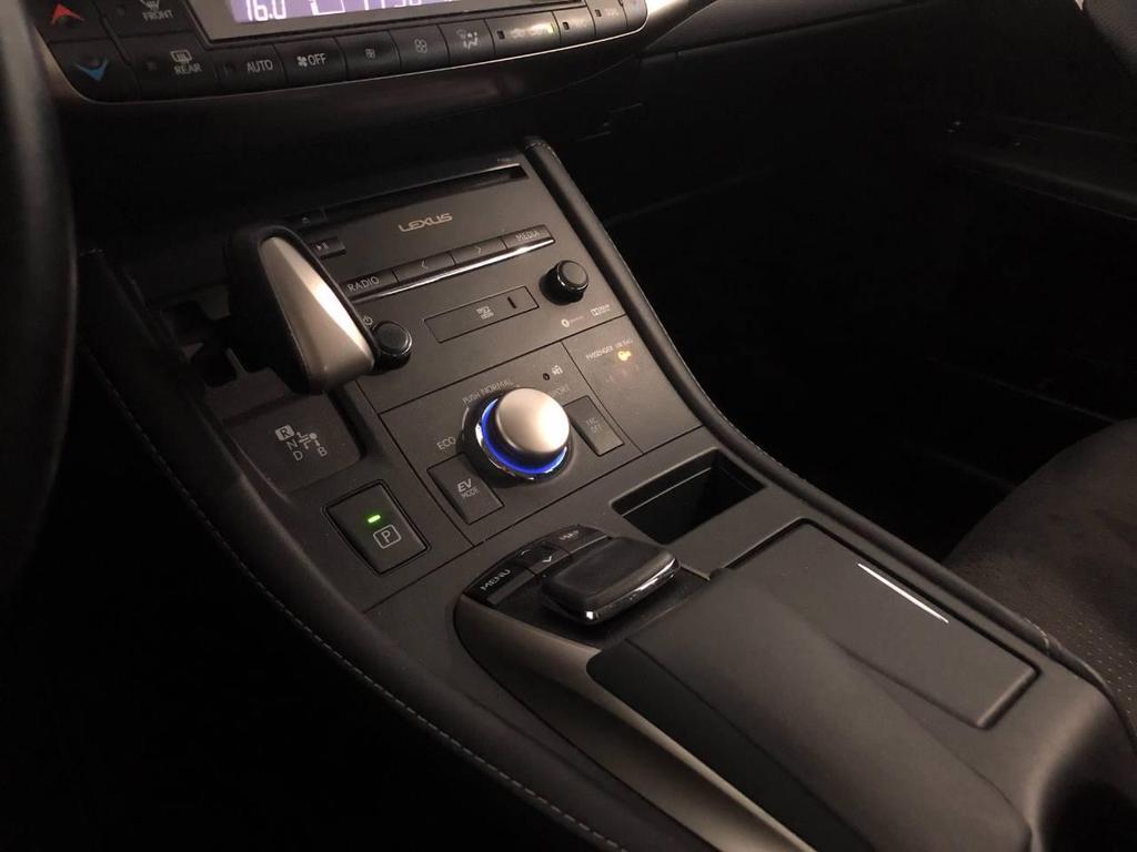 Lexus CT 200h 1.8 Hybrid Executive CVT