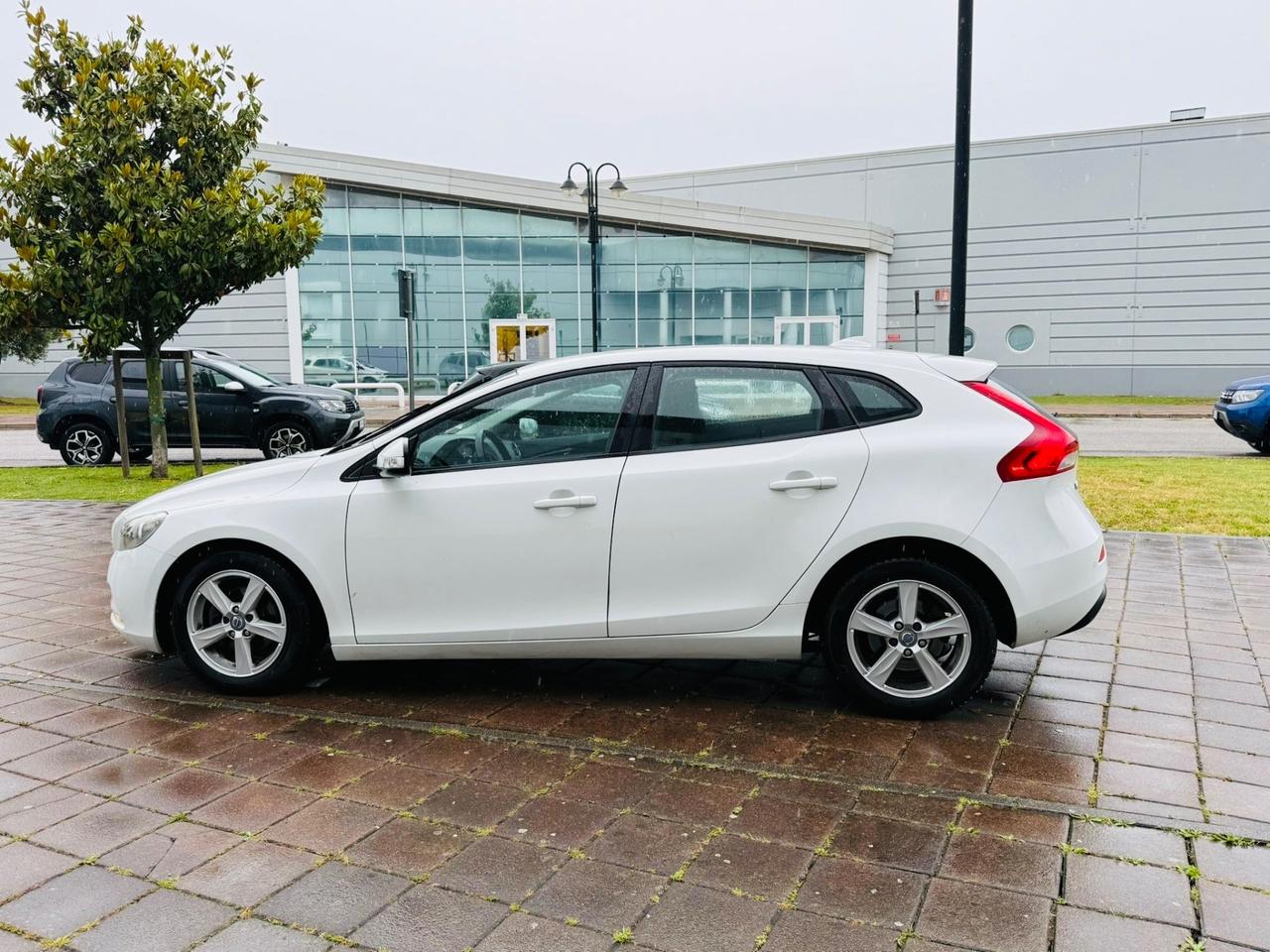 Volvo V40 D2 1.6