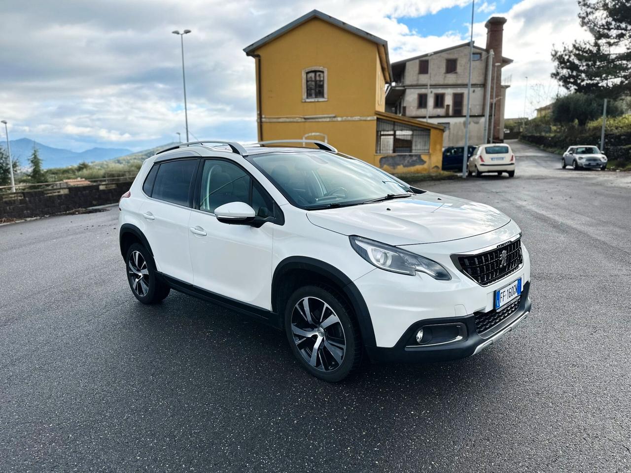 Peugeot 2008 BlueHDi 120 Allure