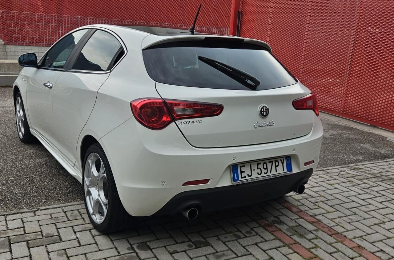 Alfa Romeo Giulietta 2.0 JTDm-2 140 CV Exclusive