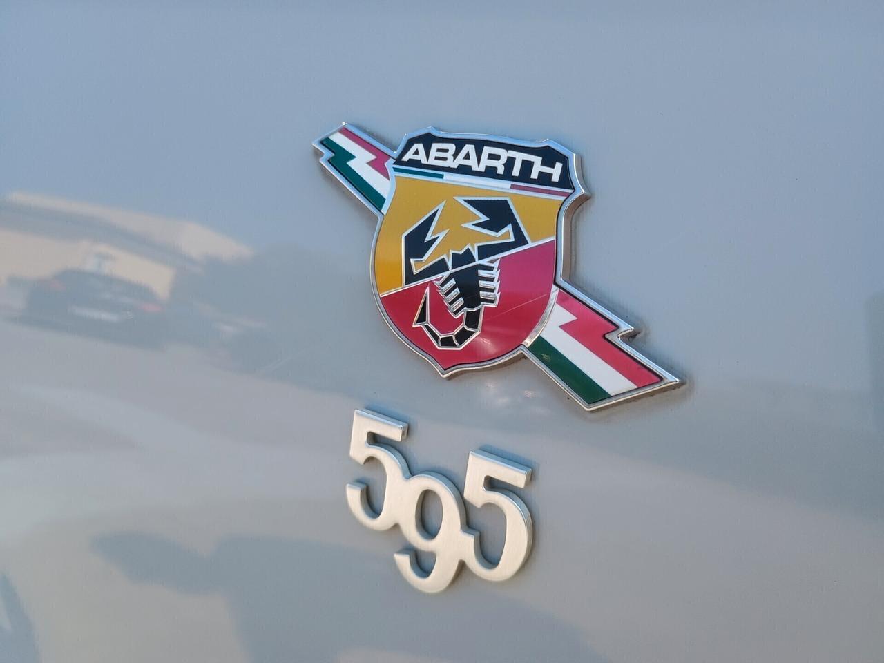 Abarth 595 1.4 160CV ESSESE