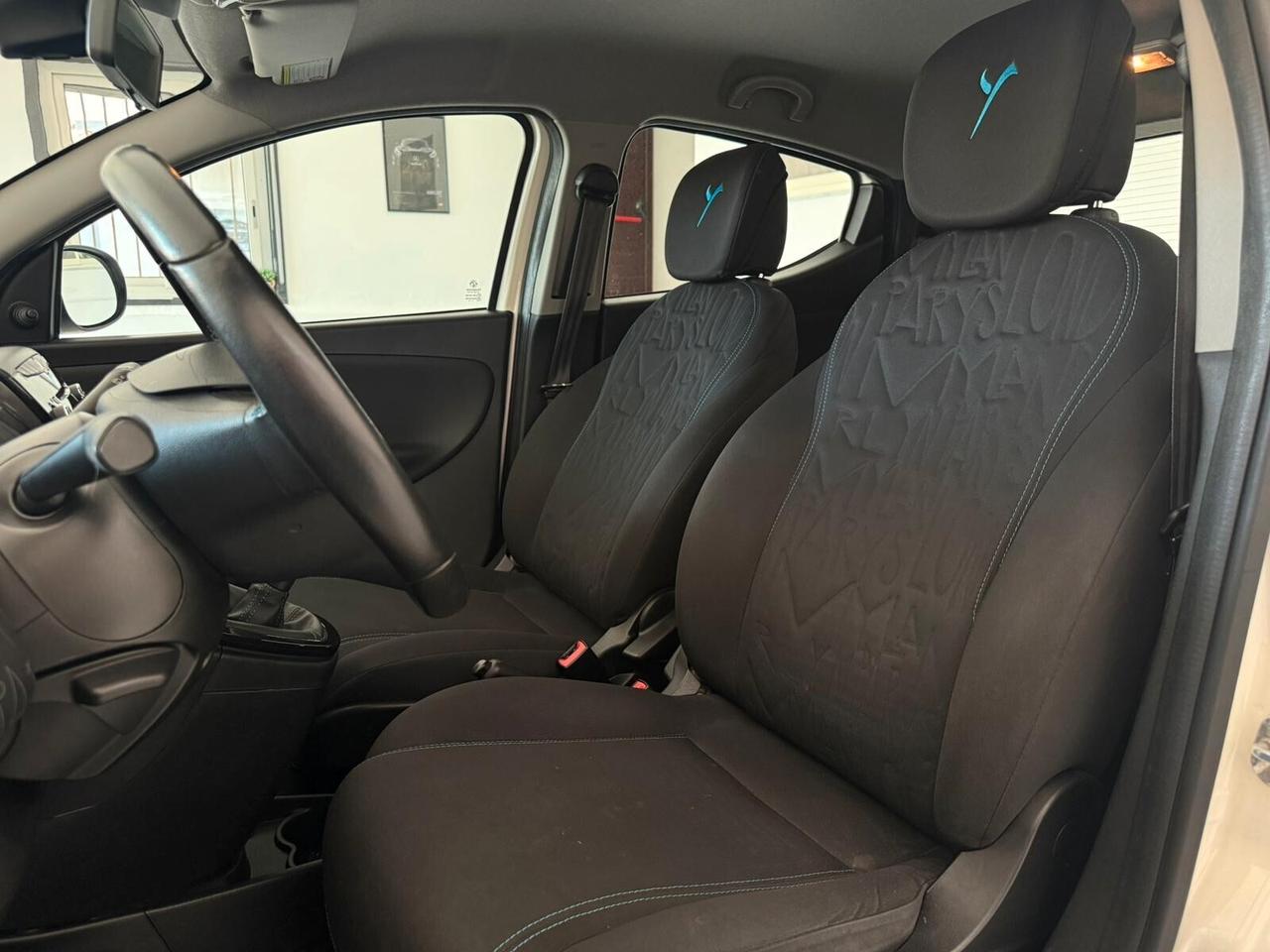 Lancia Ypsilon 1.2 69 CV 5 porte ELEFANTINO