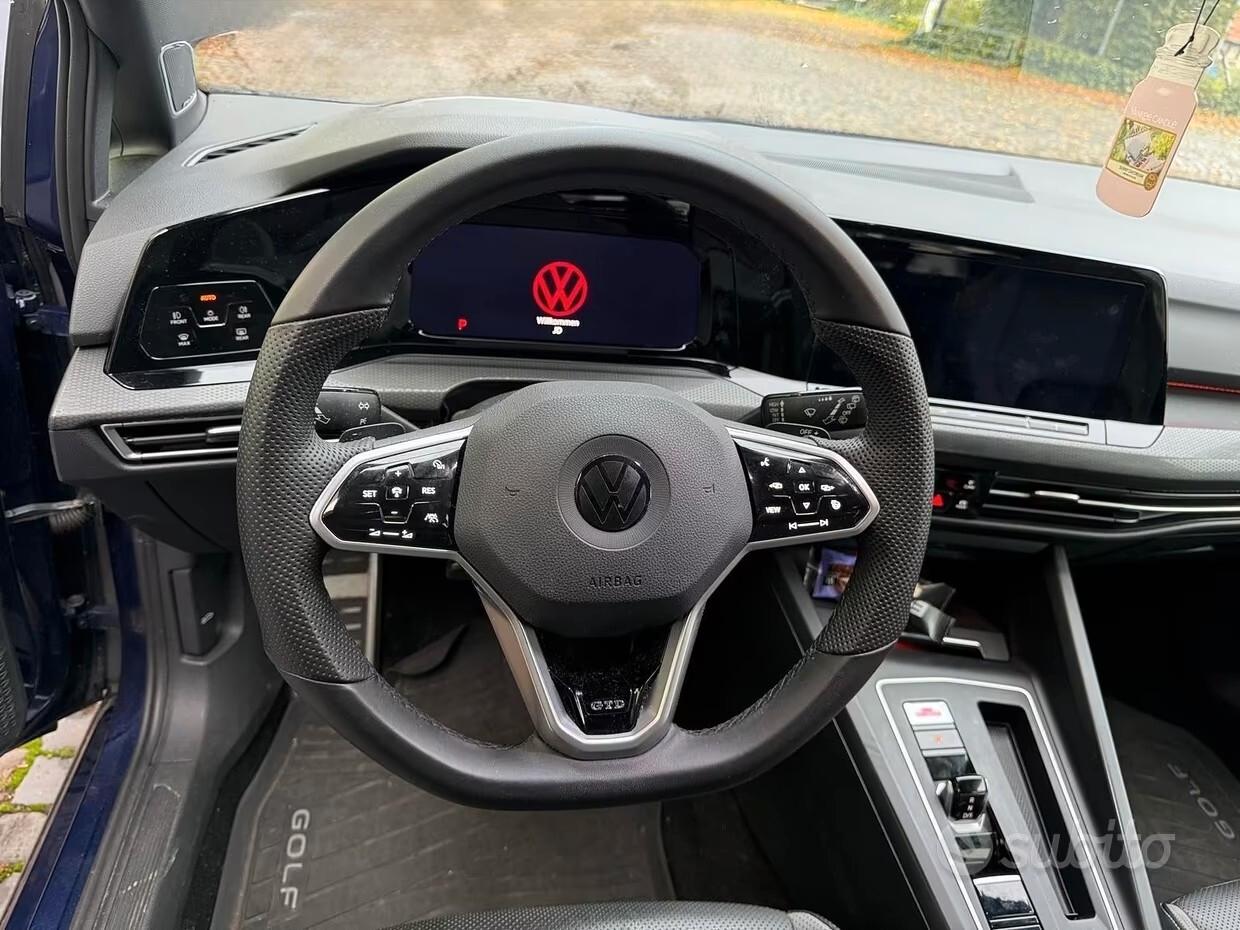 Volkswagen Golf 2.0 TDI DSG GTD