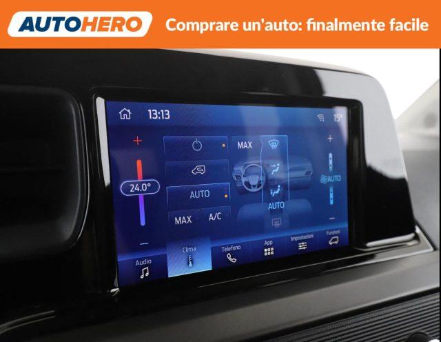 FORD Tourneo Courier 1.0 EcoBoost Titanium