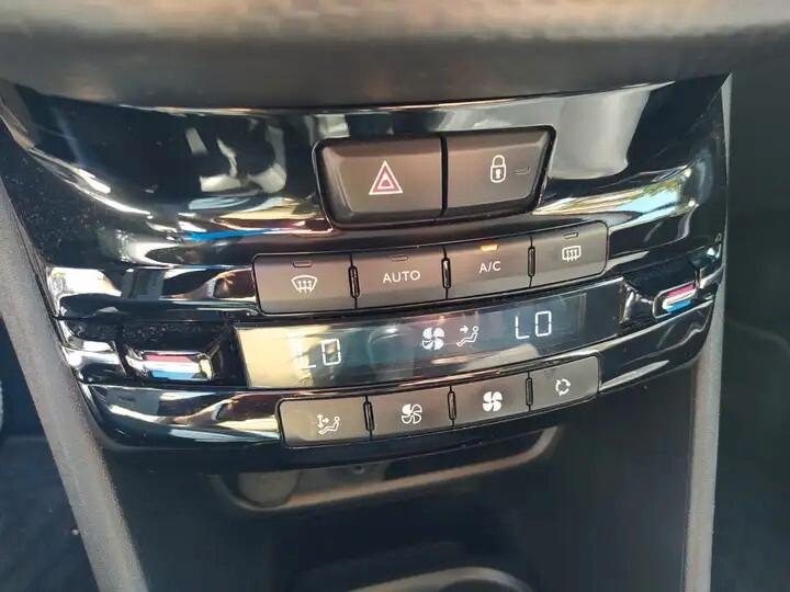 Peugeot 2008 BlueHDi 100 Active