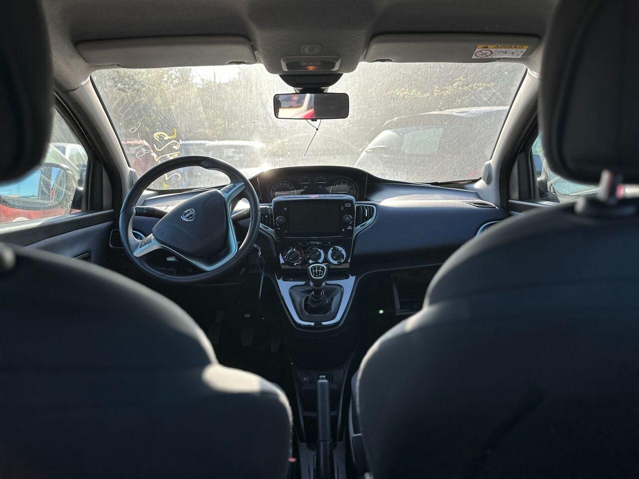 LANCIA Ypsilon III 2021 - Ypsilon 1.0 firefly hybrid Gold s&s 70cv 5p.ti