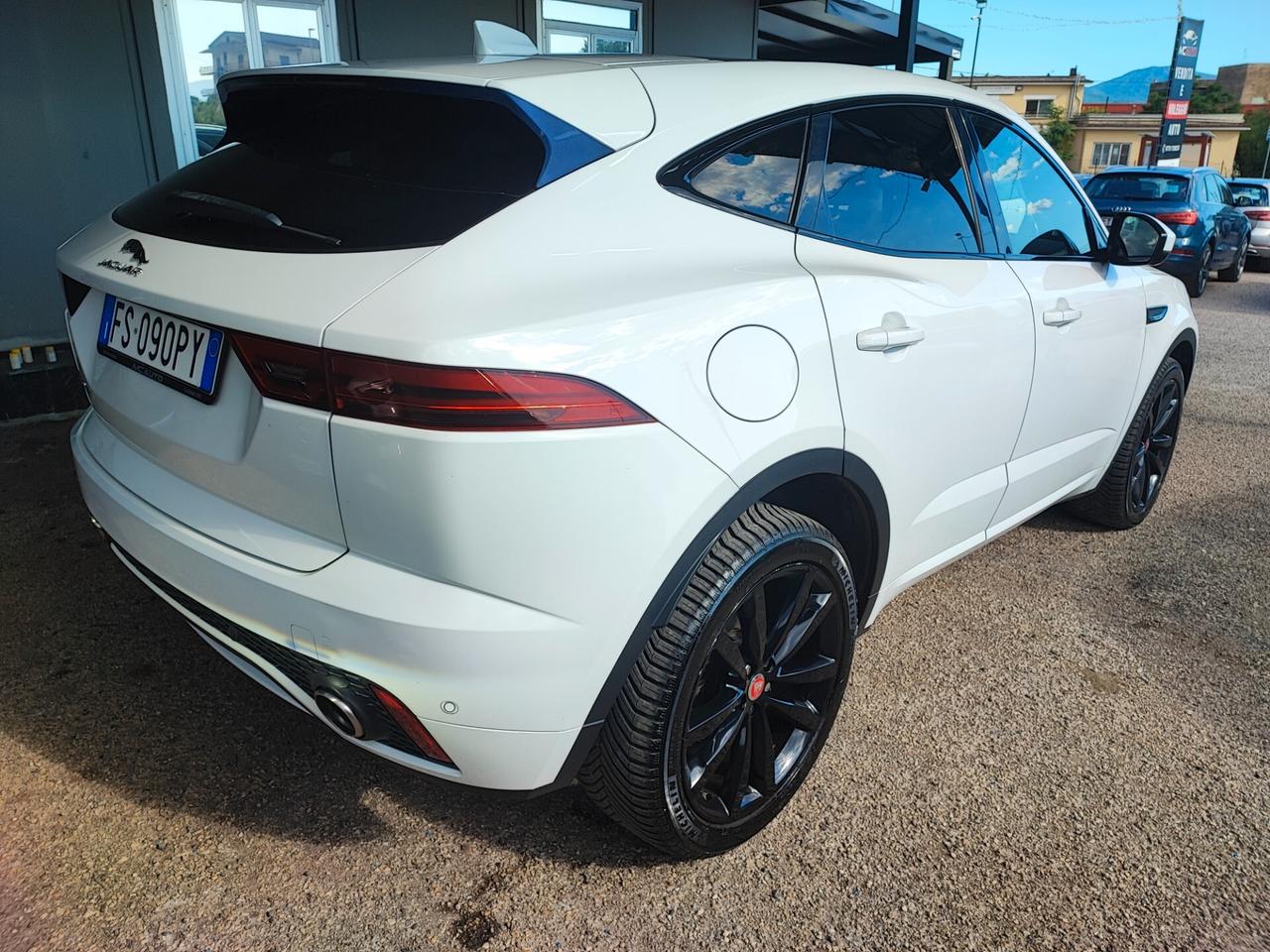 Jaguar E-Pace 2.0D 150 CV AWD aut. R-Dynamic HSE