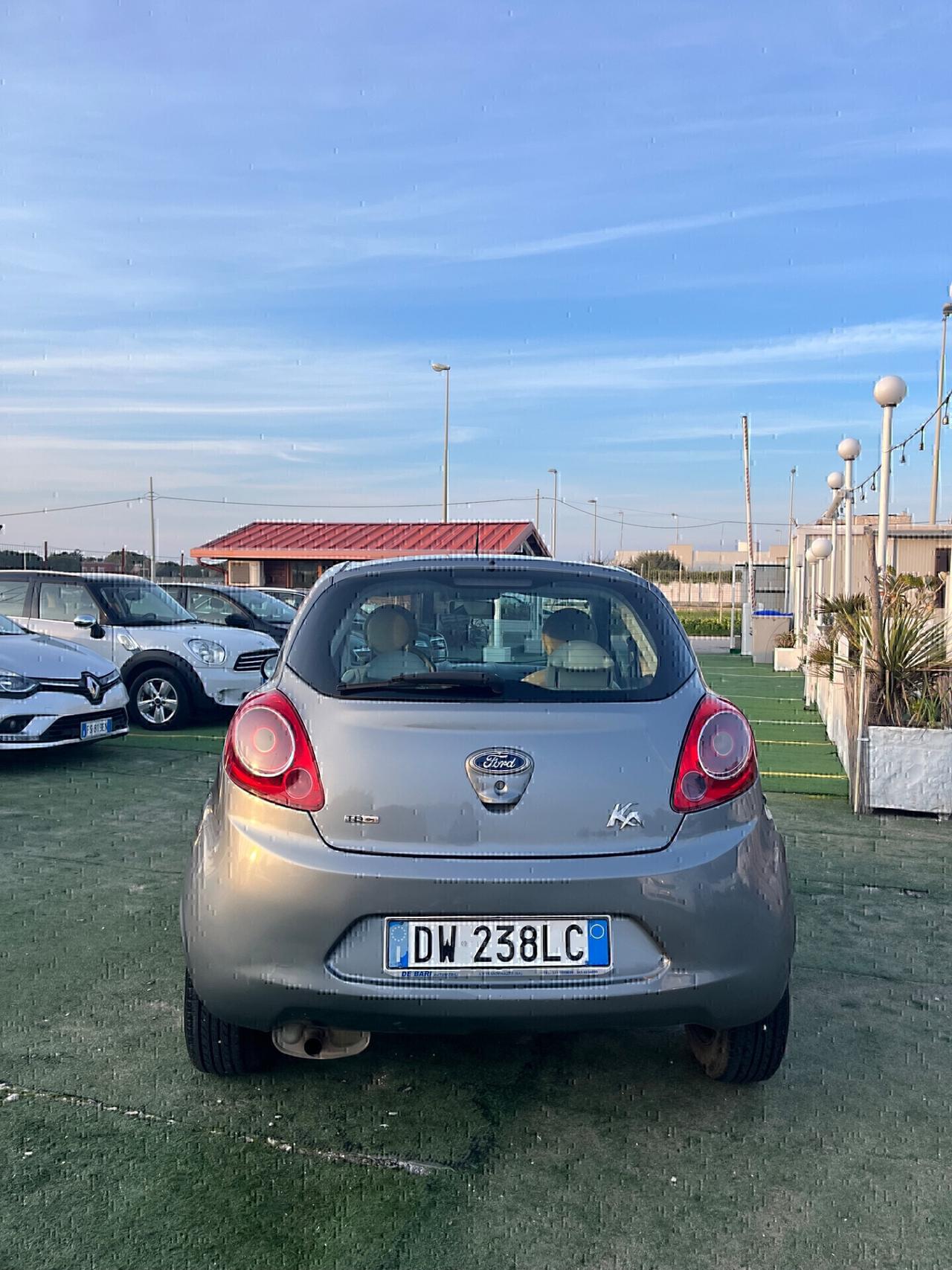 Ford Ka 1.3 TDCi 75CV Titanium