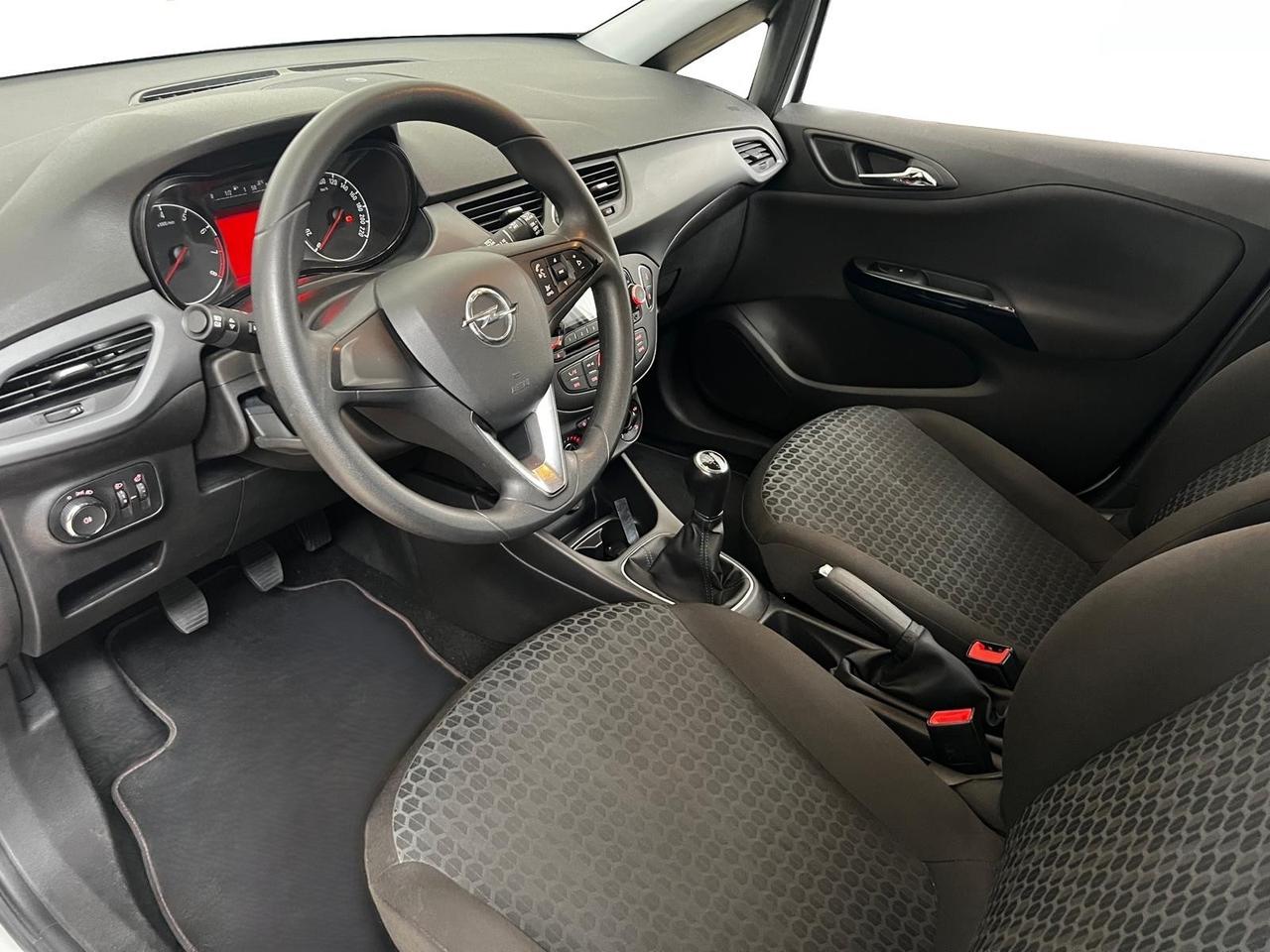 Opel Corsa 1.2 5 porte Ok Neopatentati perfetta