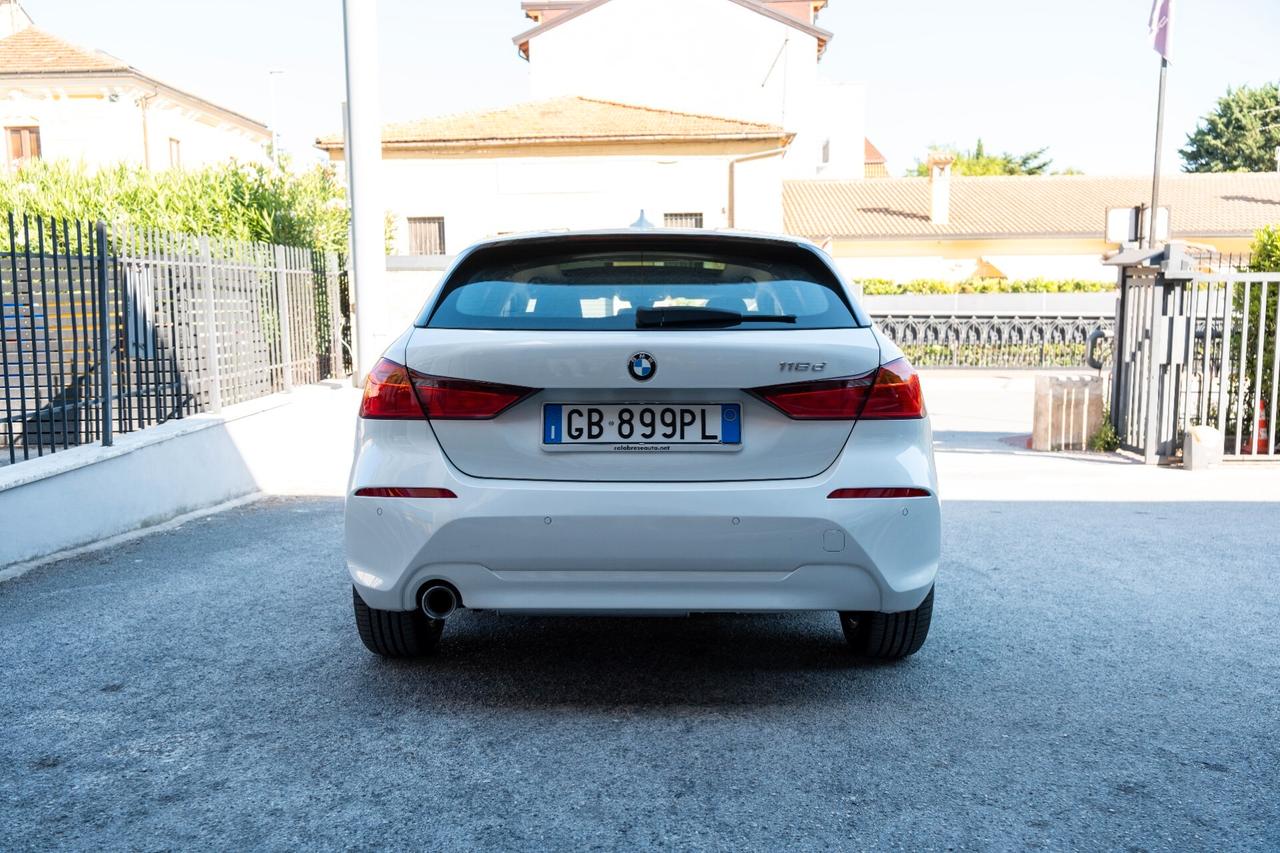 Bmw 116d 5p. 1.5 Advantage 116 CV TETTO
