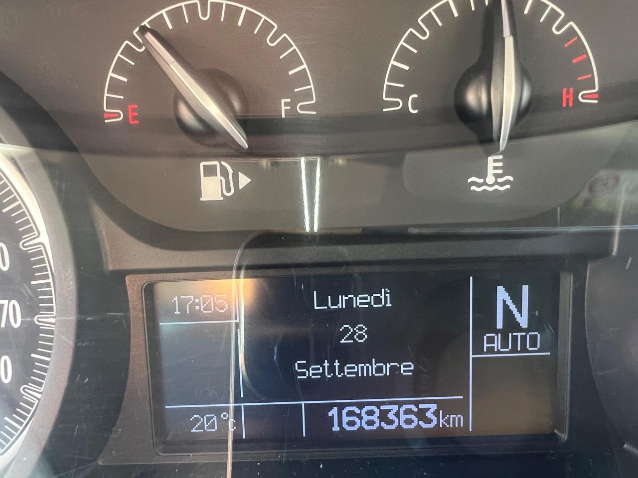 Lancia Ypsilon 0.9 TwinAir 85 CV 5 porte S&S DFN Platinum
