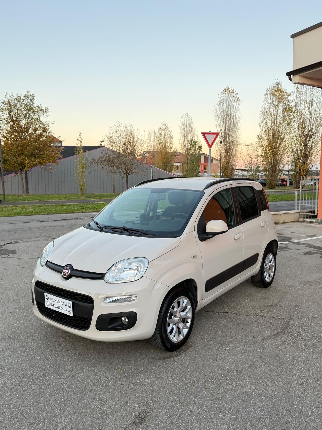 Fiat Panda 0.9 TwinAir Turbo Natural Power Lounge