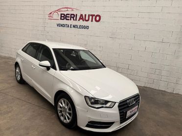 Audi A3 allestimento (clean diesel S tronic Ambition)