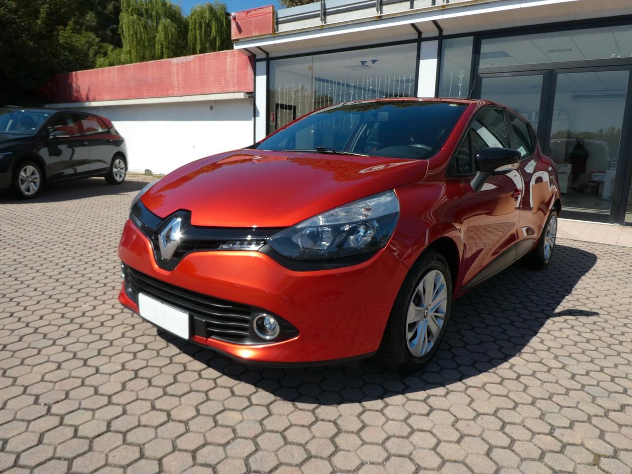 Renault Clio 1.2 75CV GPL 5 porte Live OK NEOPATENTATI