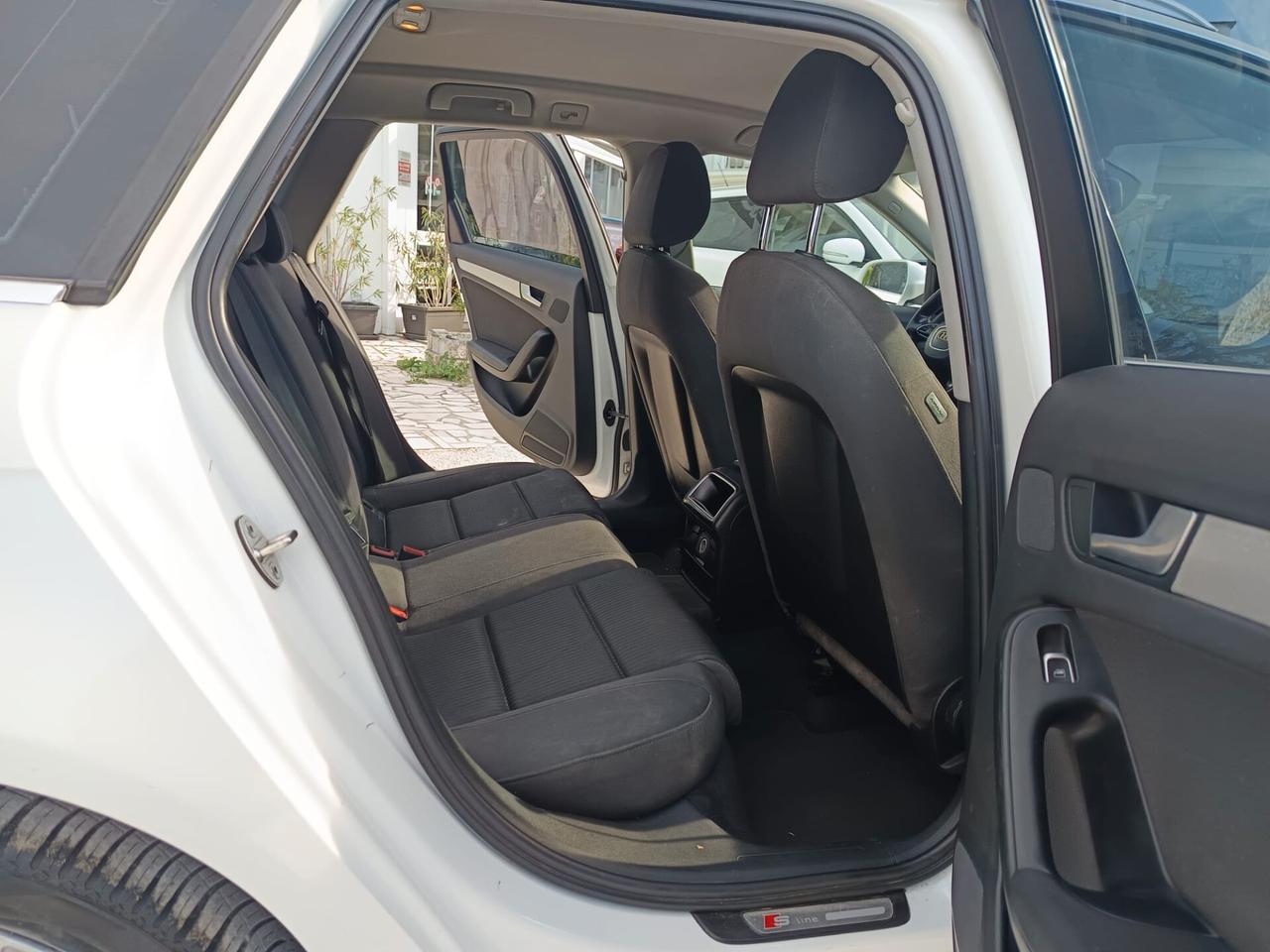 Audi A4 Avant 2.0 TDI 120 CV S-LINE Tua a 170€ al Mese