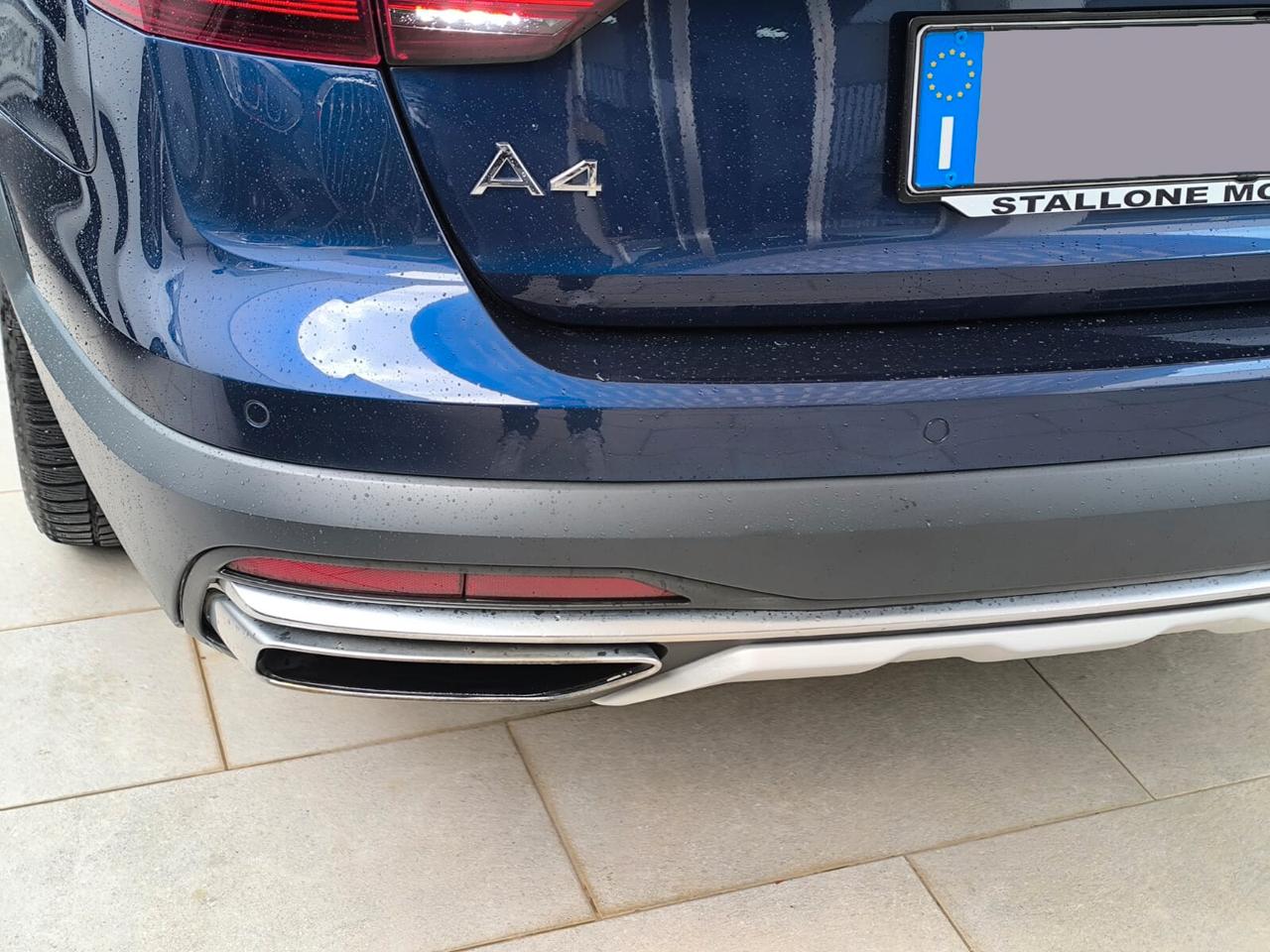 Audi A4 allroad 40 S tronic Identity Contrast 2021