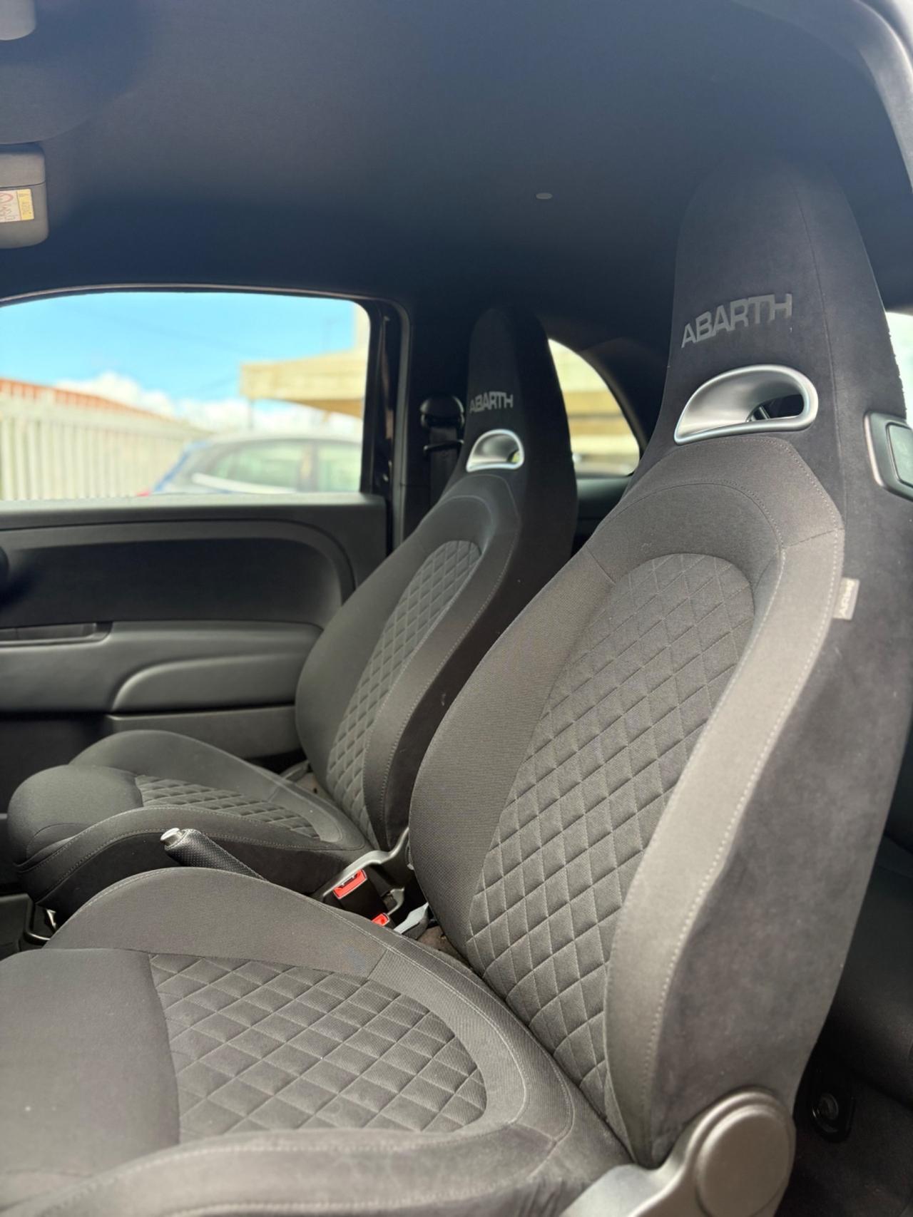 Abarth 595 1.4 Turbo T-Jet 165 CV