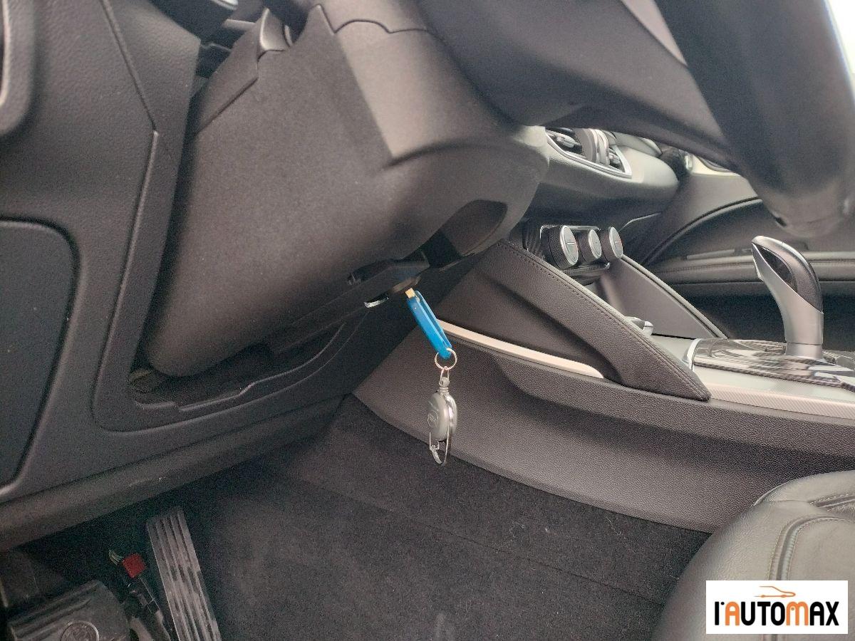 ALFA ROMEO - Stelvio - 2.2 T.diesel 180CV AT8 RWD Bus.