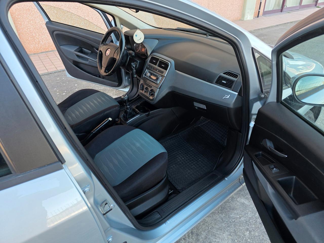 Fiat Grande Punto 1.3 MJT 90 CV 5 porte Dynamic