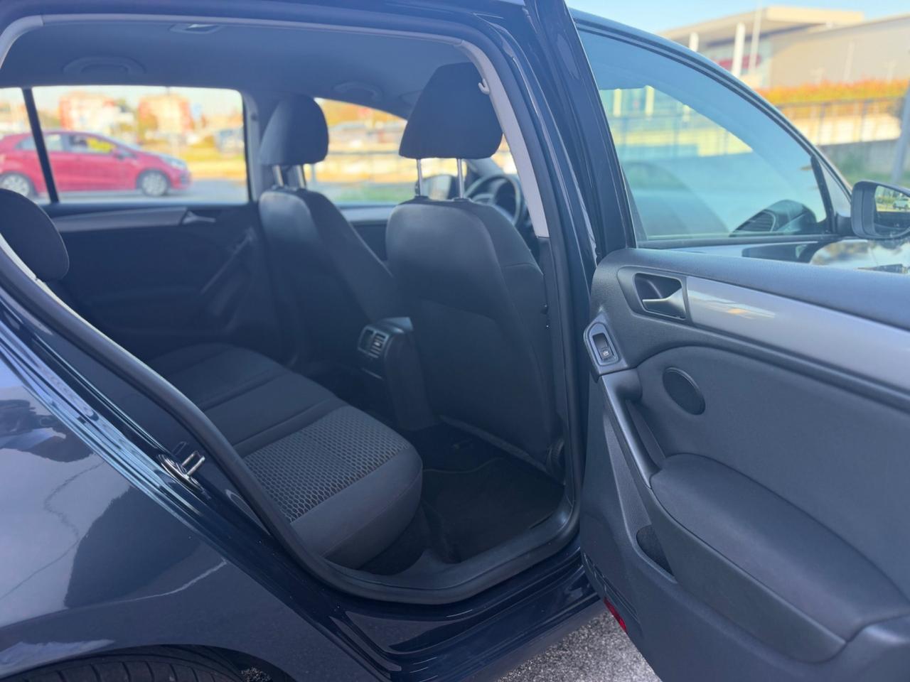Volkswagen Golf Business 1.6 TDI 5p. 4MOTION Comfortline BlueMot. Tech.