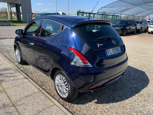 LANCIA Ypsilon 1.2 69 CV 5 porte PLATINUM