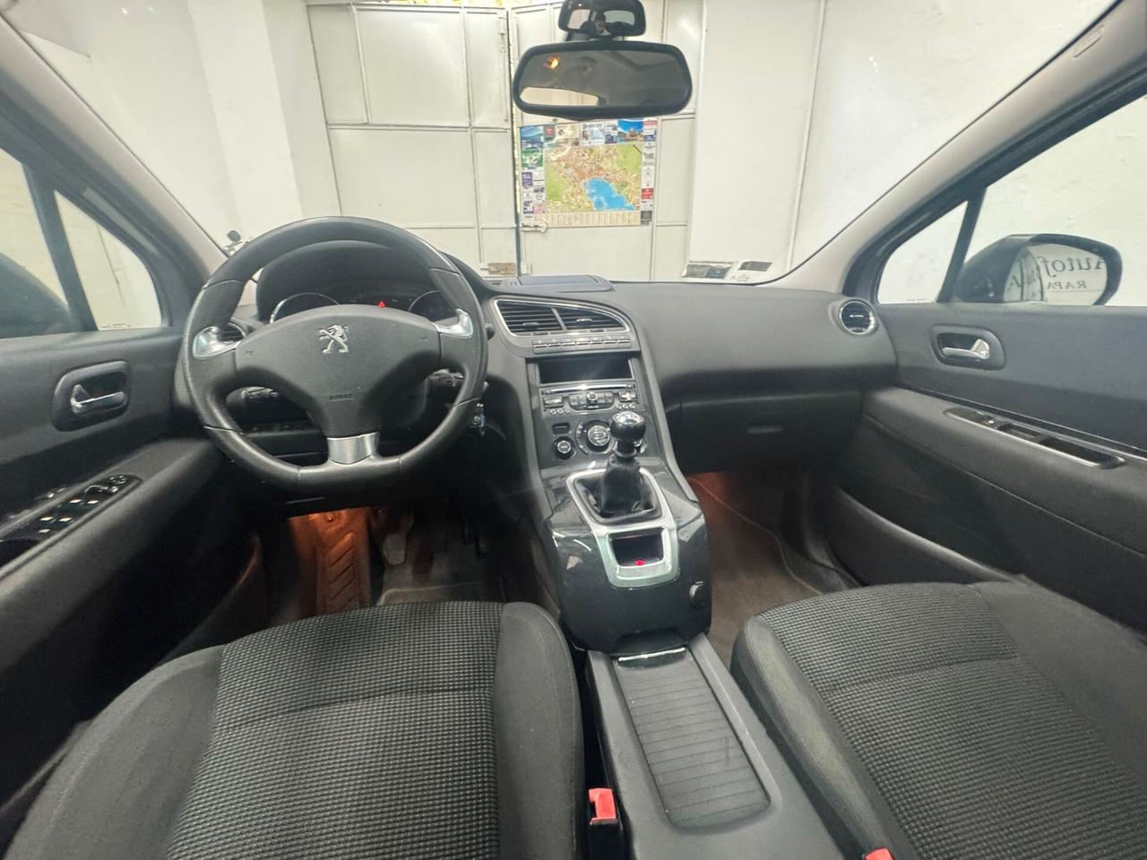Peugeot 5008 BlueHDi 120 S&S Allure