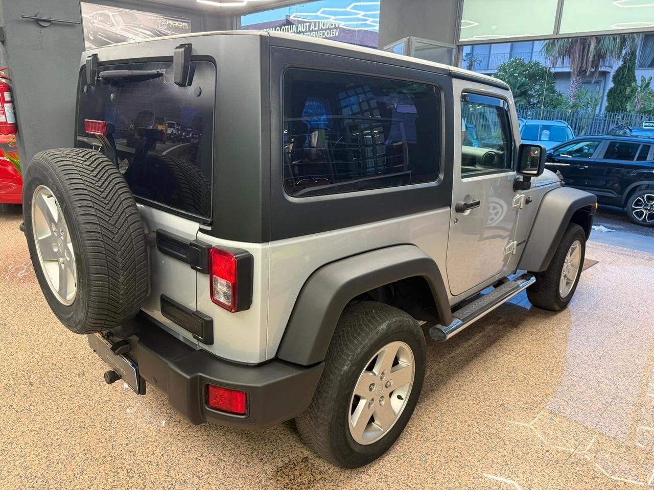 Jeep Wrangler 2.8 CRD DPF HARD TOP CORTA