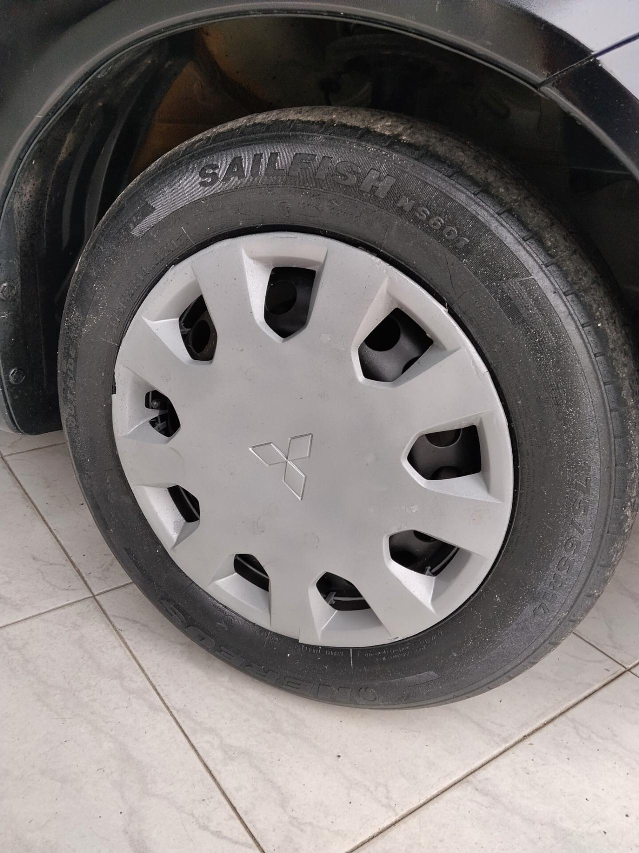 Mitsubishi Colt 1.1 benzina 2008 CON GARANZIA