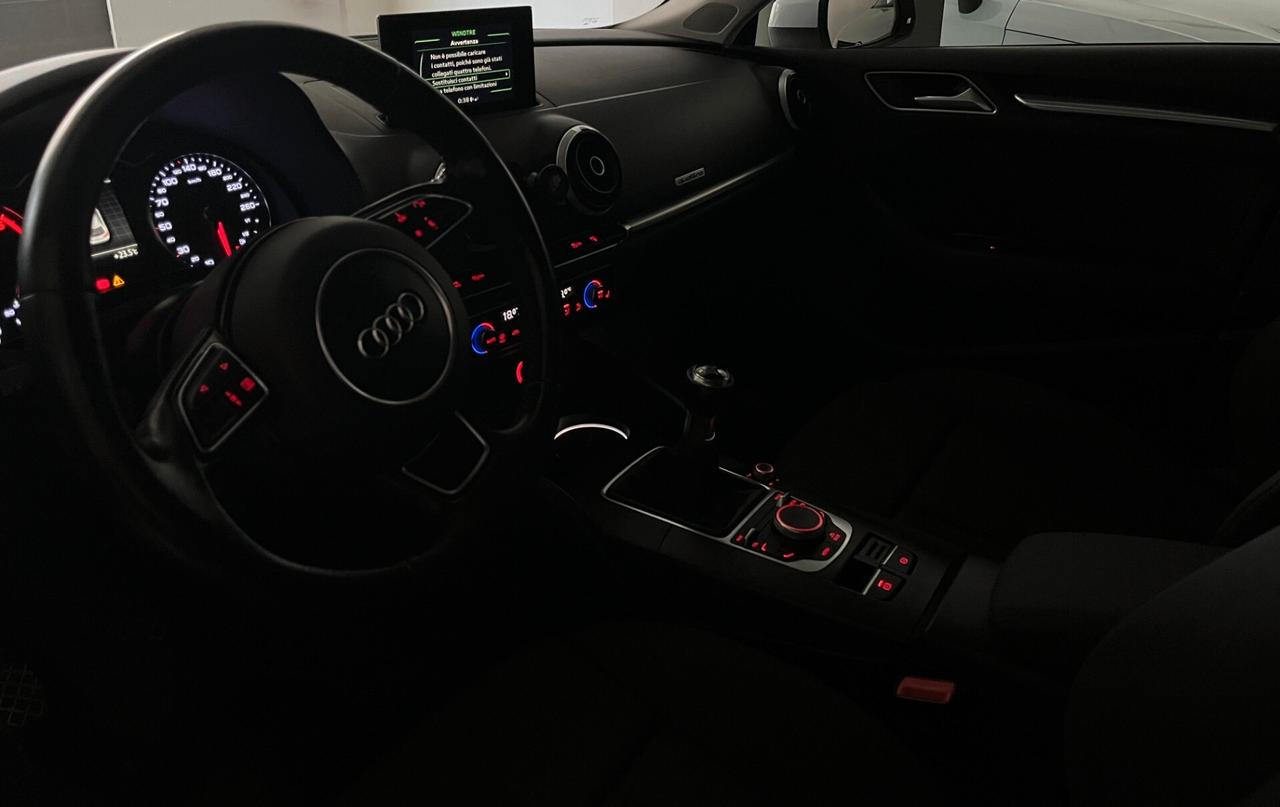 Audi A3 SPB 2.0 TDI 150 CV clean diesel quattro Attraction