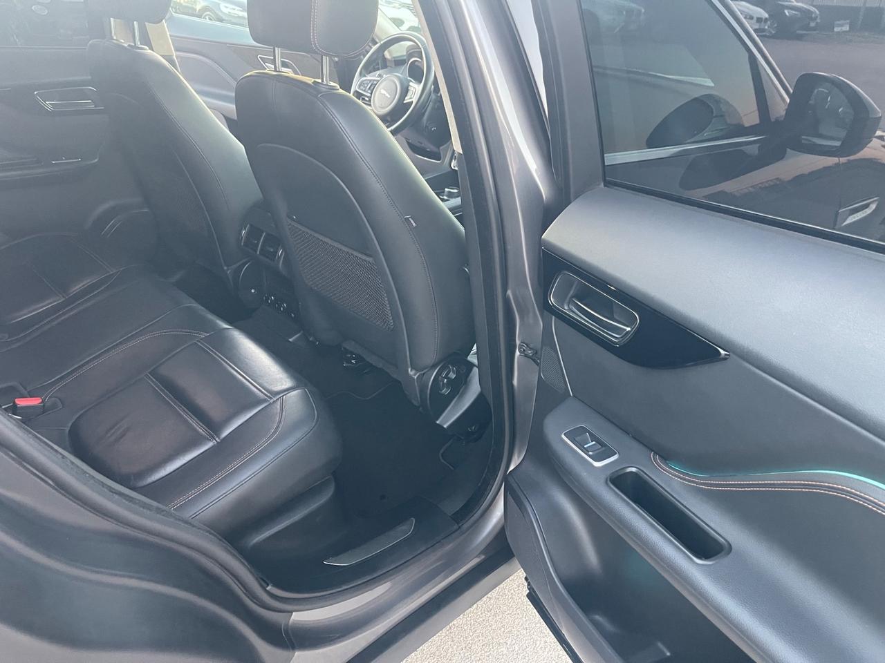 JAGUAR F-PACE 2.0 ID4 AWD 180CV AUT FULL LED MY19