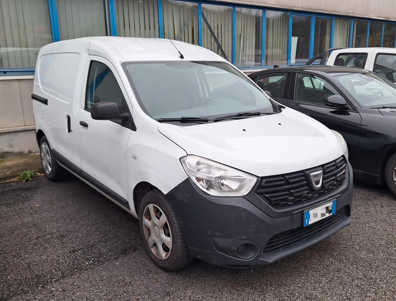 Dacia Dokker 1.6 VAN UNIPRO GANCIO TRAINO