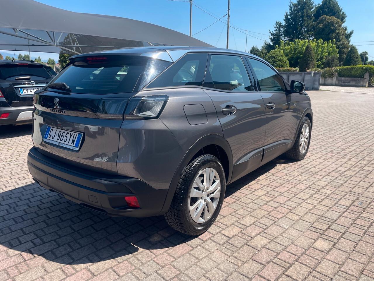 Peugeot 3008 BlueHDi 130 S&S EAT8 Active Pack