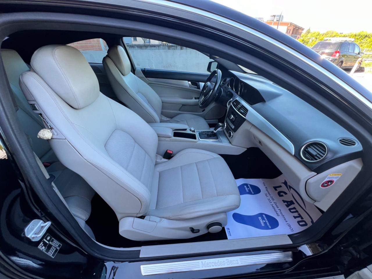 Mercedes-benz C 220 CDI BlueEFFICIENCY Coupé Avantgarde ( 125 KW)