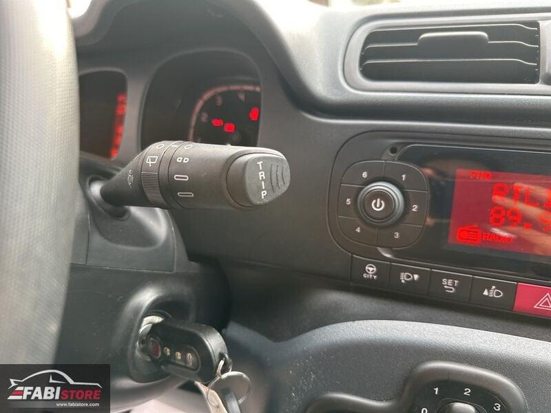 FIAT Panda Panda 1.2 Pop 69 Cv 5 POSTI - Ruotino, Clima, Radio ecc