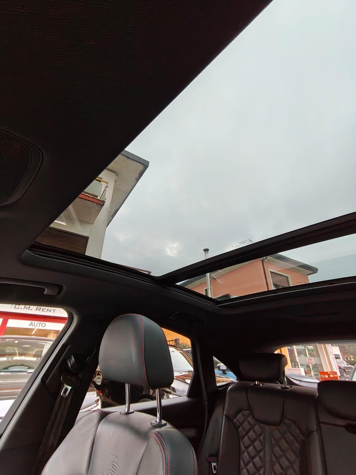 Audi SQ5 Sportback Sport Attitude quattro tiptronic