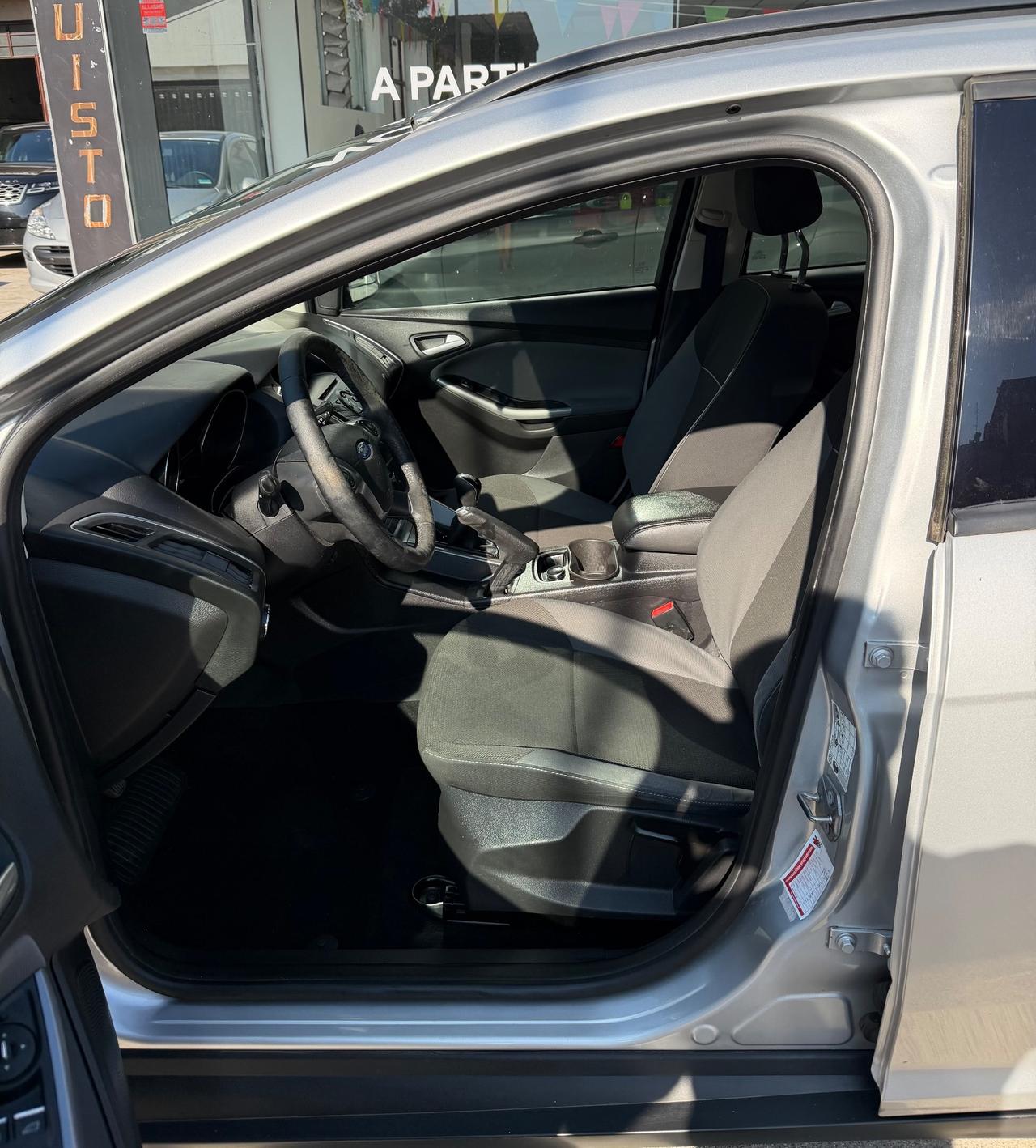 Ford Focus 1.0 EcoBoost - Tanti lavori eseguiti-Neopatentati