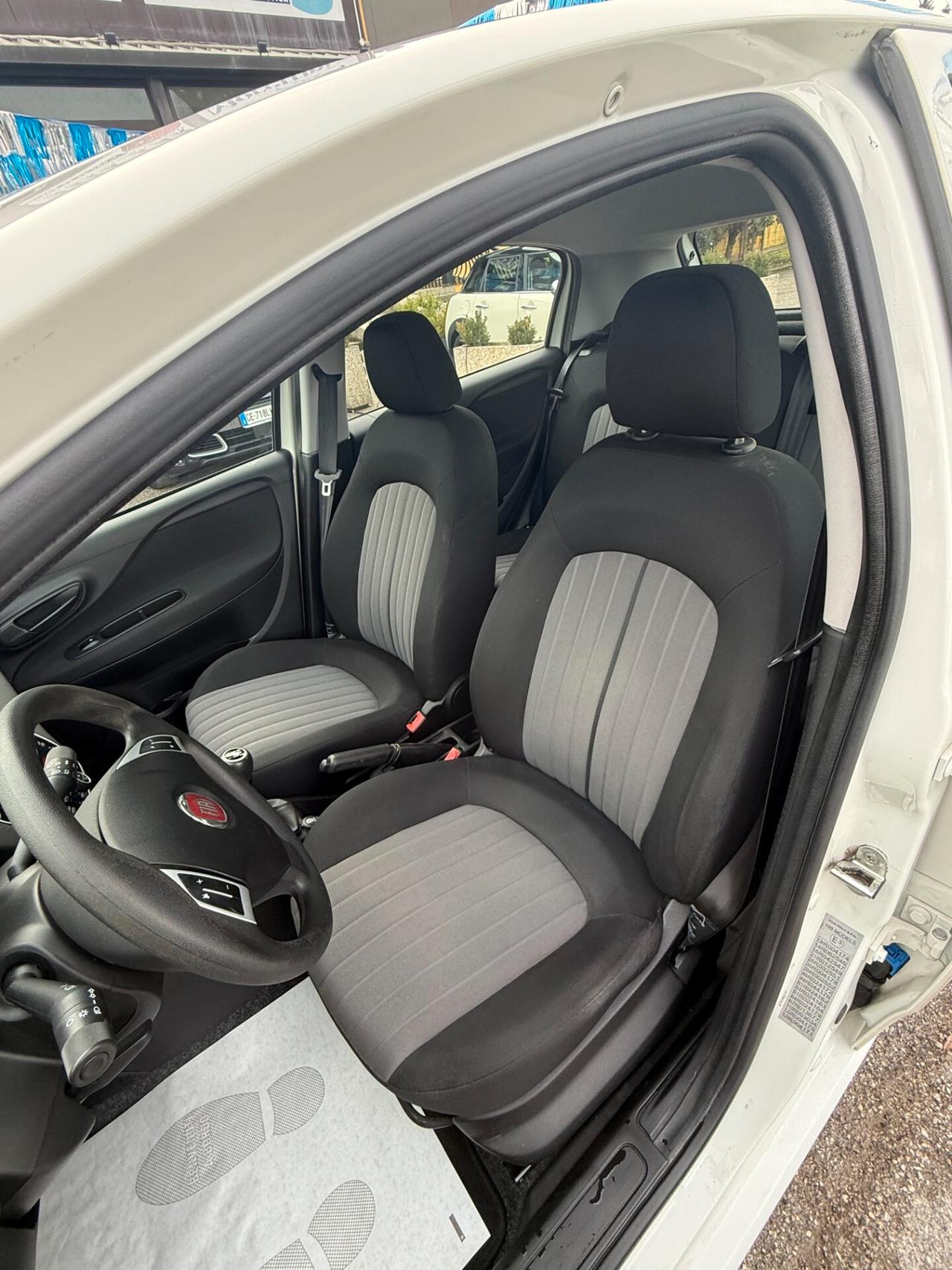 " UNA CHICCA " Fiat Punto 1.3 MJT 95 CV 5 porte