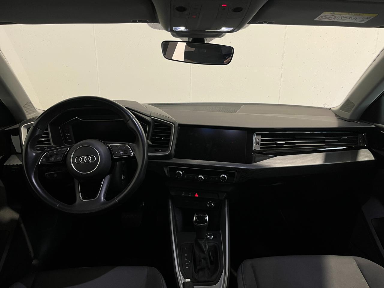 AUDI A1 SPORTBACK 30 TFSI S-TRONIC S-LINE EDITION