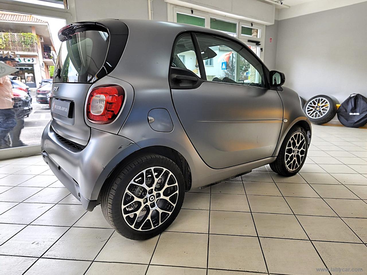 SMART fortwo EQ BRABUS Style 39.000KM