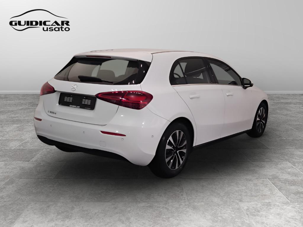 Mercedes-Benz Classe A - W177 2023 - A 180 d Advanced auto