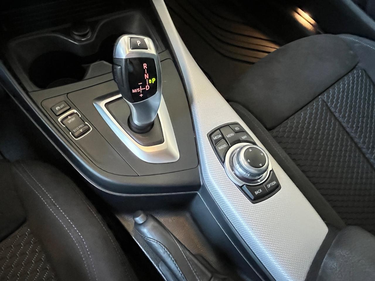 Bmw 118 118d 5p. Msport