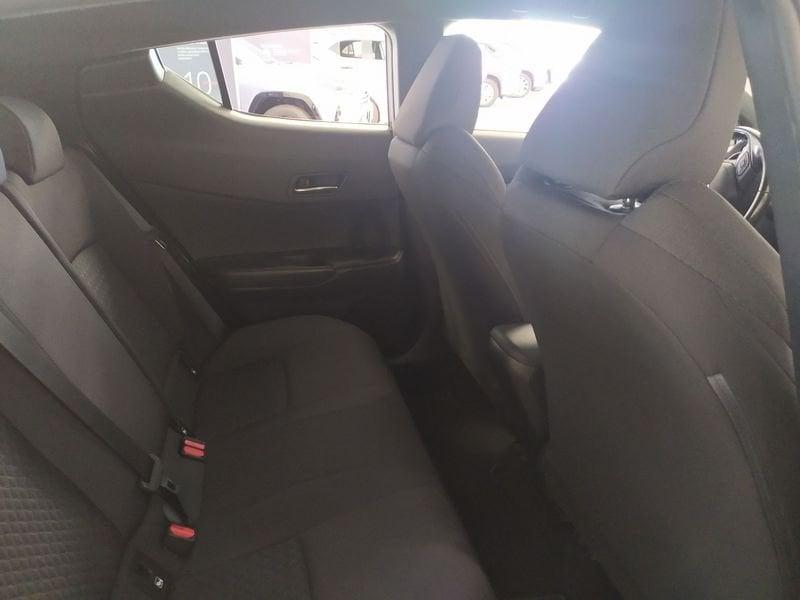 Toyota C-HR C-HR 1.8 Hybrid E-CVT Active