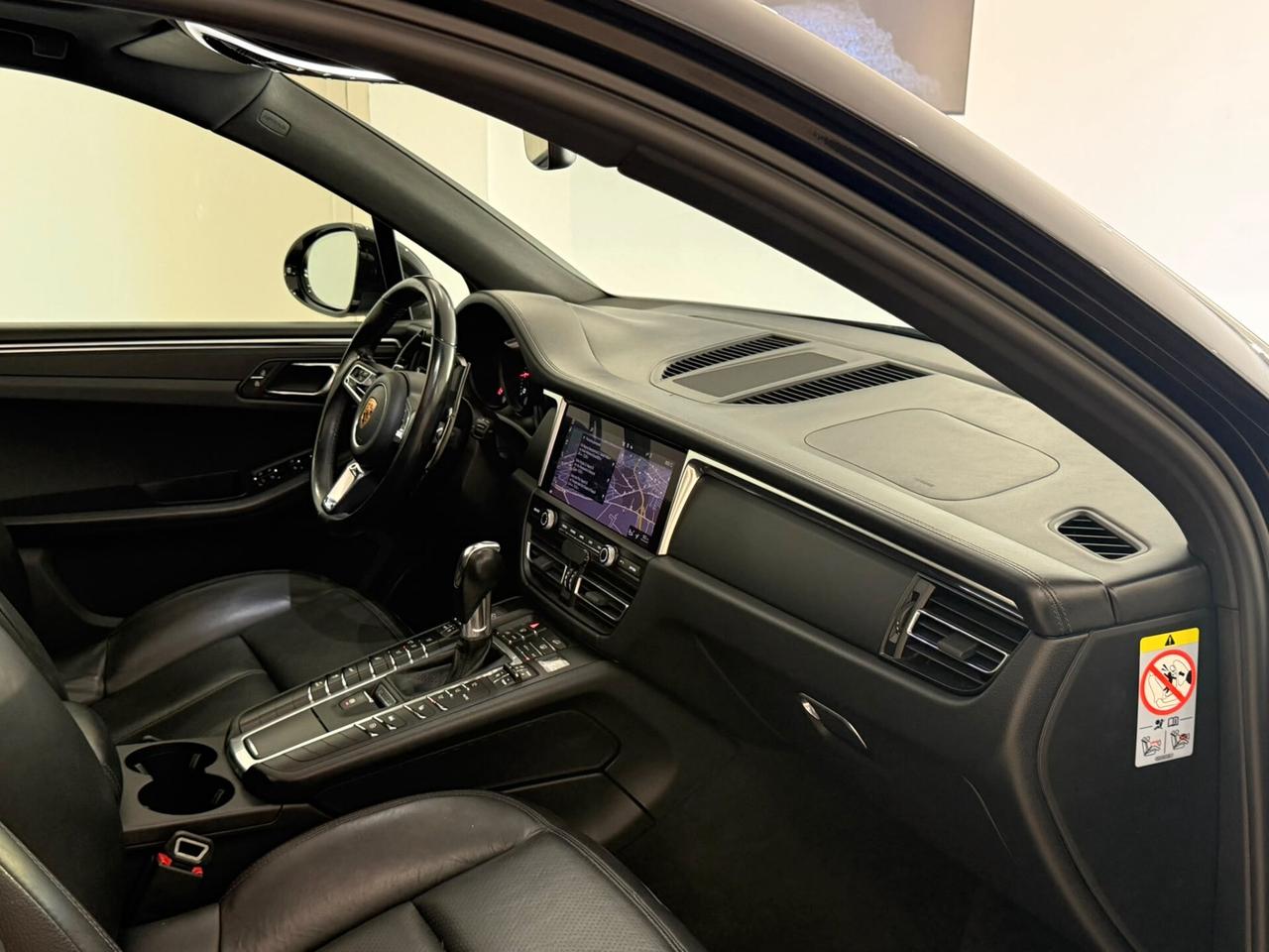 Porsche Macan 2.0 245CV PDK ANNO 2021