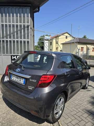 Toyota Yaris 5p 1.5h Style my16