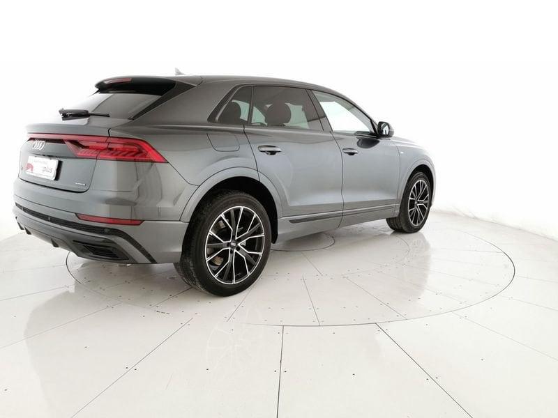 Audi Q8 45 3.0 tdi mhev Sport quattro tiptronic