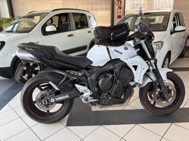 Yamaha FZ6