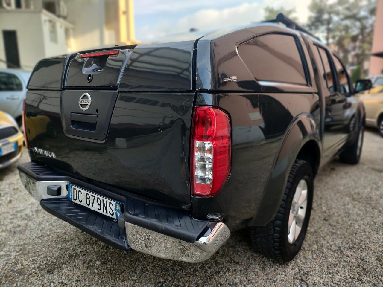 Nissan Navara 2.5 dCi 4p Double Cab LE