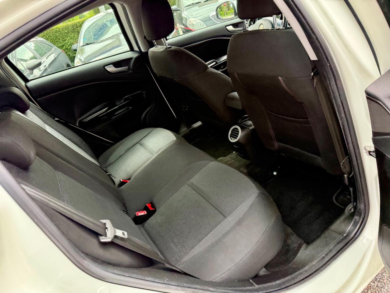 Alfa Romeo Giulietta 1.6 JTDm-2 Progression g.traino Ok NEOPATENTATI